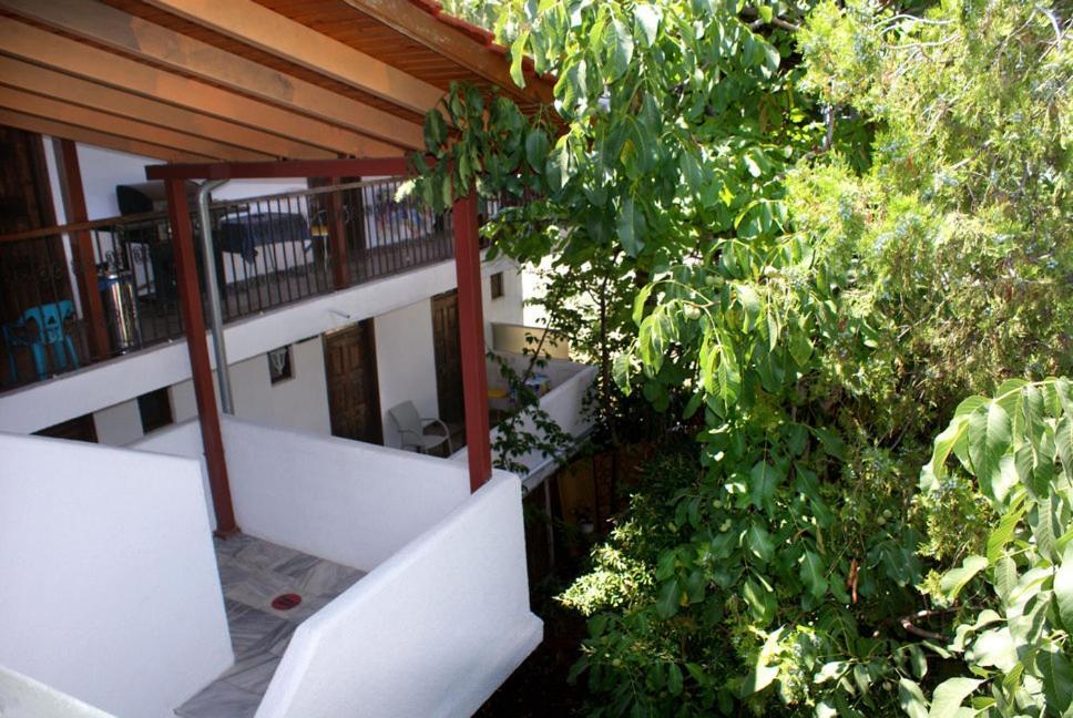 Kallithea  Hotel Agni -Enoikiazomena Diamerizmata المظهر الخارجي الصورة